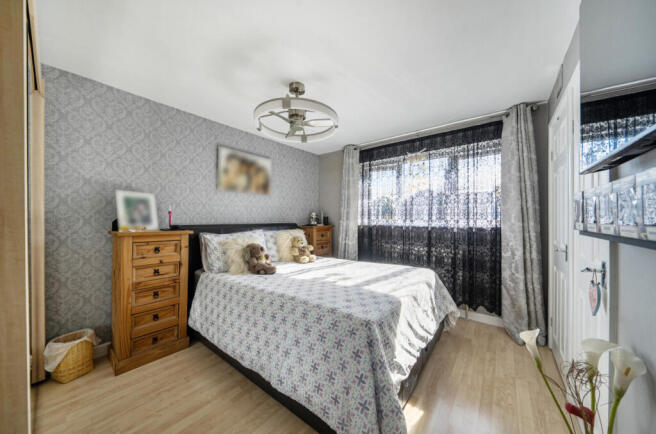 Oakford Walk, Walcot, Swindon, SN3 photo 4
