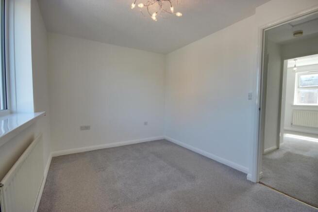 2 bed Semi-Detached for sale Image 5
