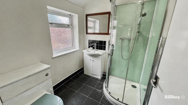 Field Drive, Shirebrook, NG20 photo 4