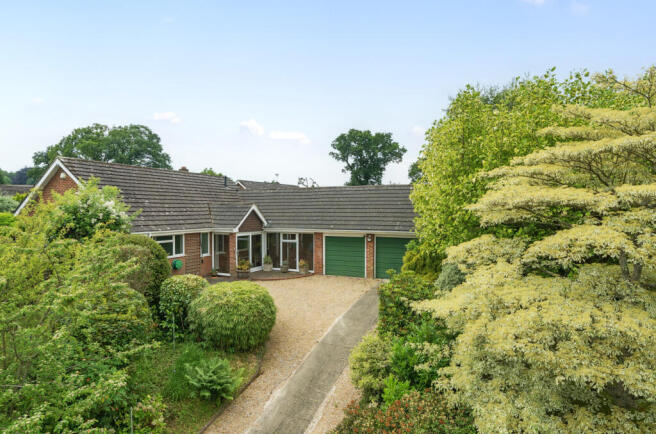 1309972-8-684aab4...