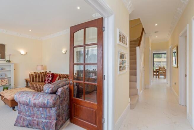 67 Wycombe Road 3...
