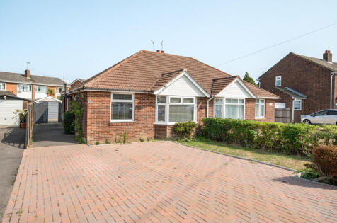 Long Close Road, Hedge End, Southampton, Hampshire, SO30