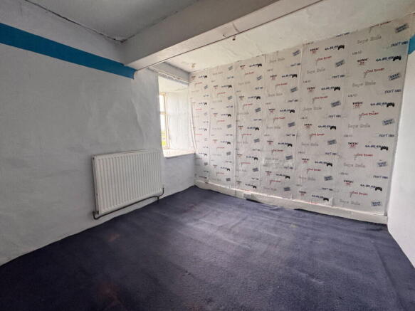 4 bed Detached for sale Image 11