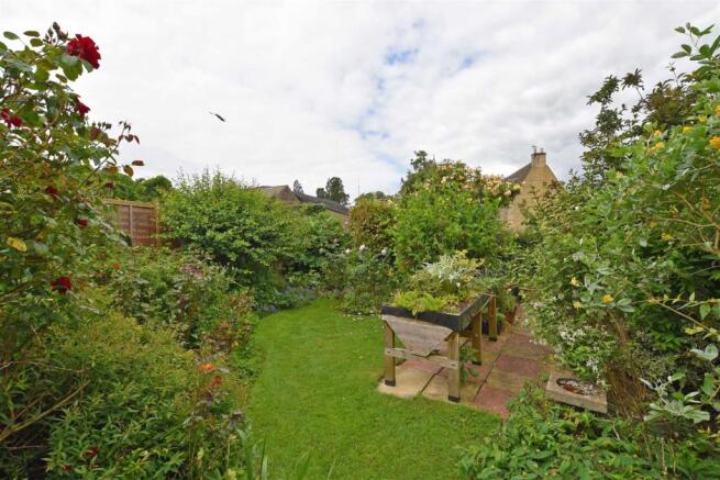 Garden i.JPG