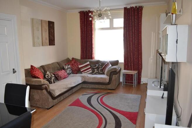 Lounge/Dining Room