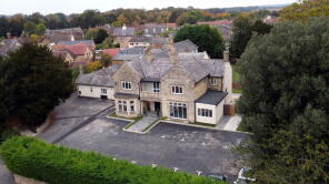 2, Laws Mansion Courtyard, High Street, Turvey MK43 8DB
