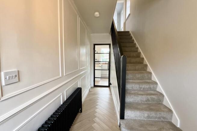 4 bed Semi-Detached for sale Image 10