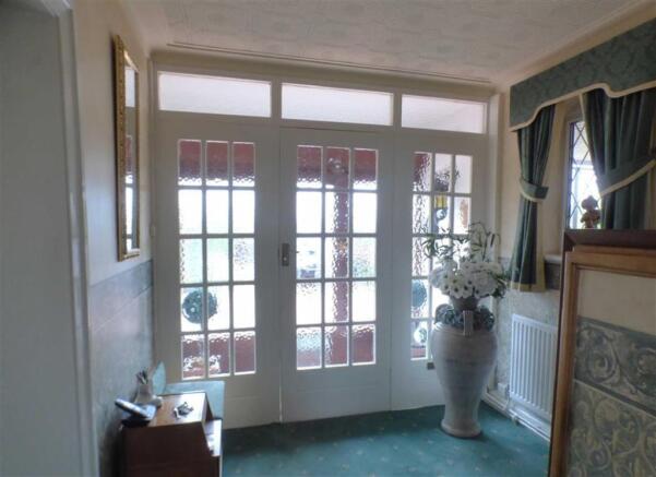 SPACIOUS RECEPTION HALL