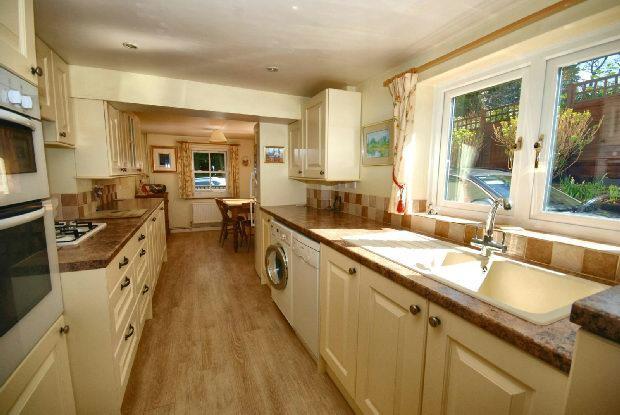 Kitchen/Breakfast Ro