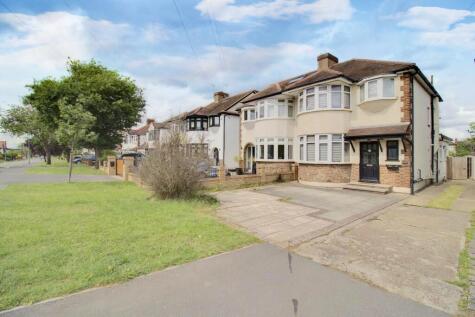 Redden Court Road, Harold Wood, RM3 0UR