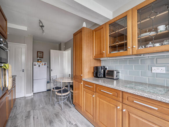 1416320-14-698f2b...