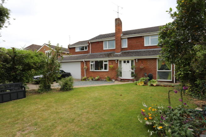 5 bed detached house for sale Denmark Avenue, Woo