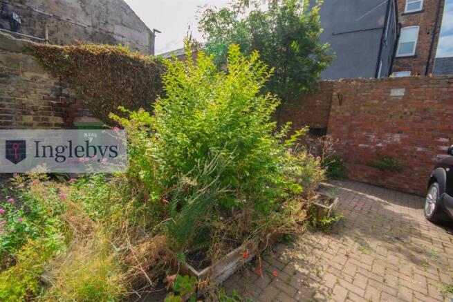 1 bed Flat for sale Image 11