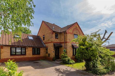 Foster Drive, Penylan, Cardiff
