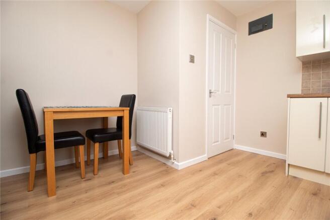 2 bed Semi-Detached for sale Image 4