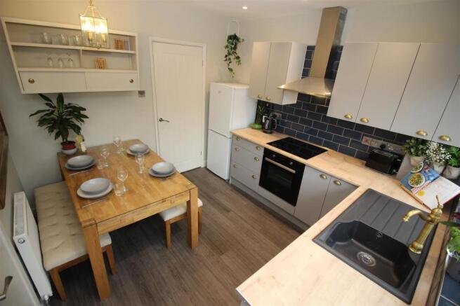 Kitchen/Dining Room
