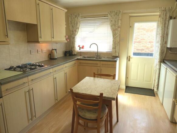 Kitchen/Breakfast...
