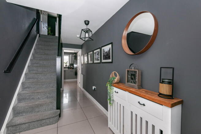 4 bed Detached for sale Image 12