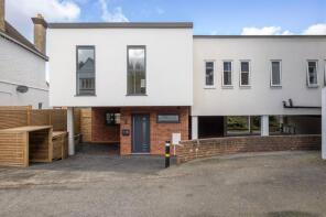 Flat 5, Graylaw House, Lodge Road, Wallington SM6 0UA