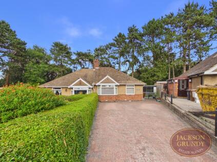 Charnwood Avenue, Westone, NN3 3DU