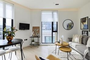 Flat 17, 1 Radford House, Pembridge Gardens, London W2 4EE
