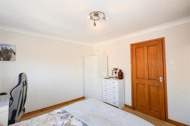 1 bed Apartment for sale Image 8
