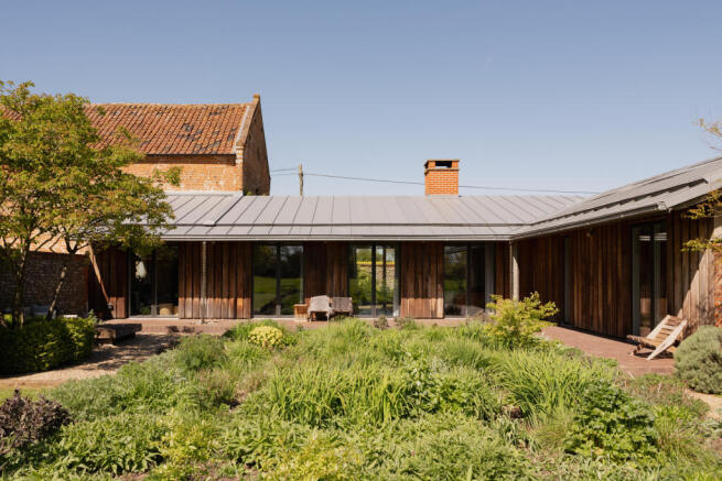 343209 - Tithe Barn, Edgefield-21.jpg