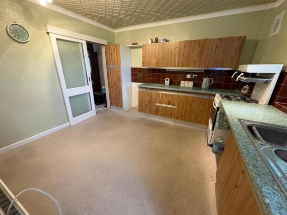 2 bed Terraced for sale Image 5