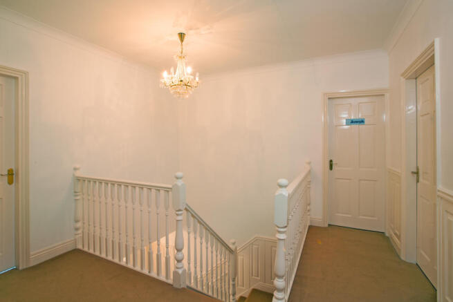 FIRST FLOOR HALLWAY