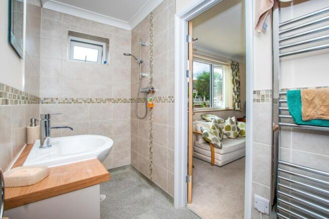 Ensuite