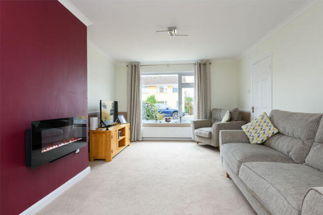 Sitting/Dining Room