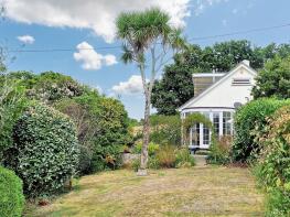9, Greenfields Close, Falmouth TR11 5EX