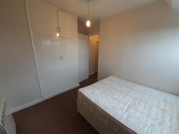 1 bed Apartment to rent Image 4