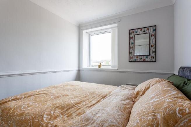 2 bed Apartment to rent Image 7