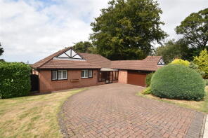 8, Tynron Grove, Noctorum CH43 9WL