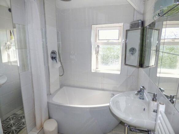 Photo 46