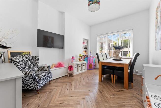 4 Southinch Avenue, Yoker, G14 0QH photo 4