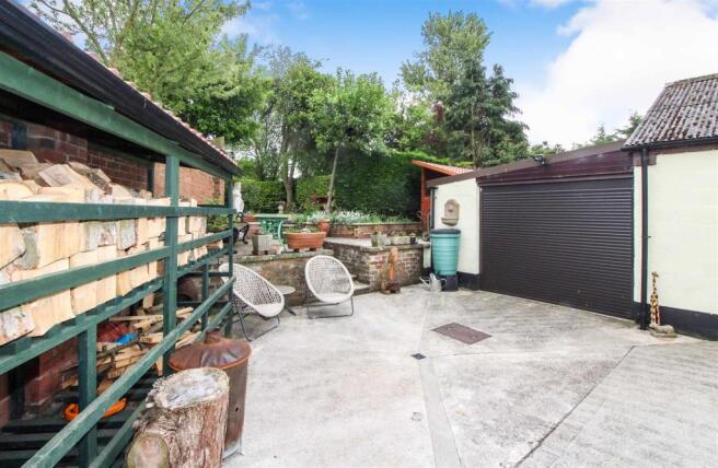 0021_Old Smithy, Rudston.JPG