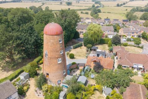 Grade II Listed Home with Separate Self-Contained Cottage