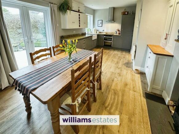 Kitchen / Diner