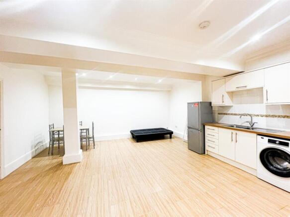 Upton Heights E7