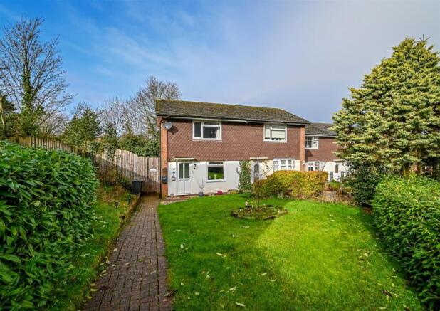 53 Clee View Road-18.jpg