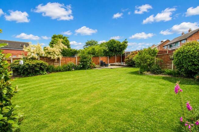 3 bed Detached for sale Image 2