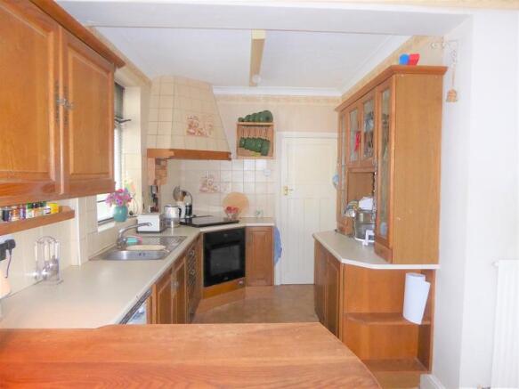 Open-Plan Kitchen/Dining/Sitting Room
