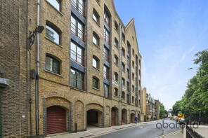 Flat 3d, 104 106 St Johns Wharf, Wapping High Street, London E1W 2PR