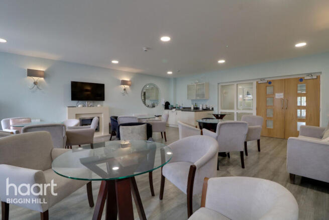 1-bed house on Church Road, Biggin Hill, £290,000