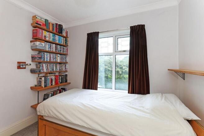 3 bed Semi-Detached for sale Image 8