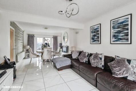 Broadway, Oldham, OL9