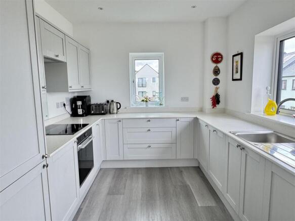 Open Plan Kitchen Diner: