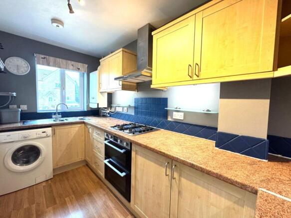 Kitchen (1) 